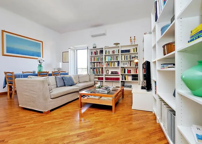 Pompeo Magno Apartment